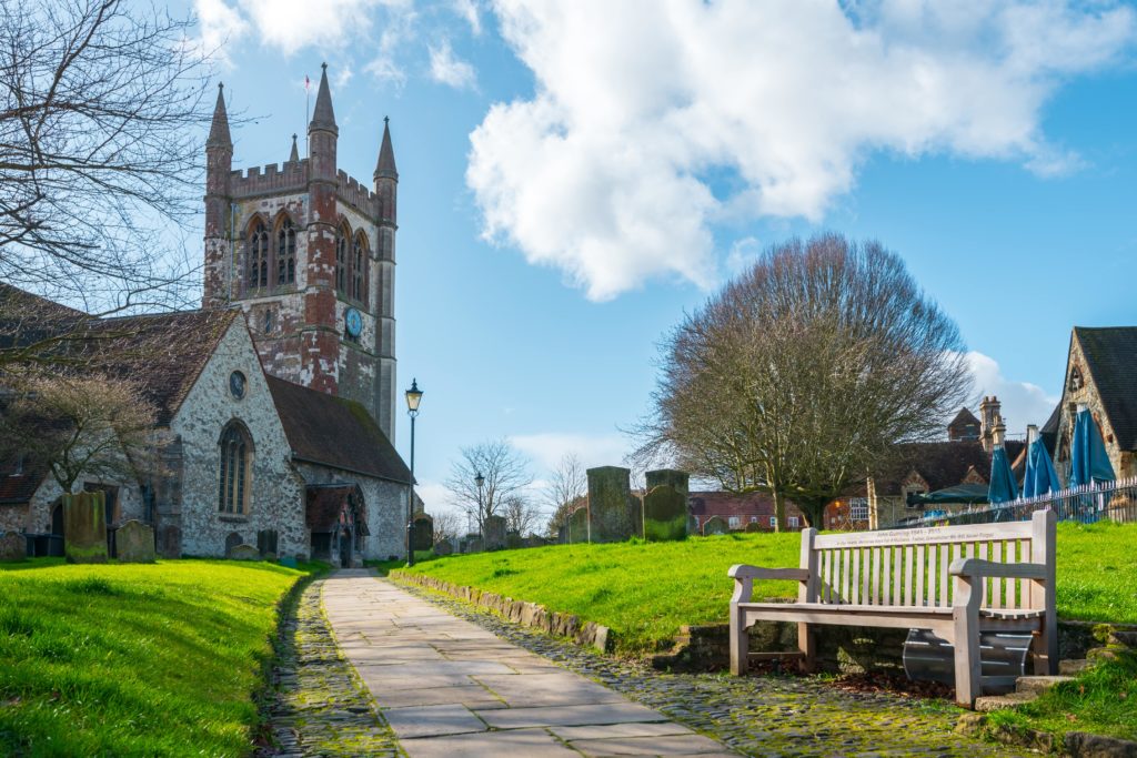 st-andrews-church-farnham-surrey