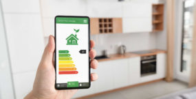 energy-efficiency-mobile-app-on-screen